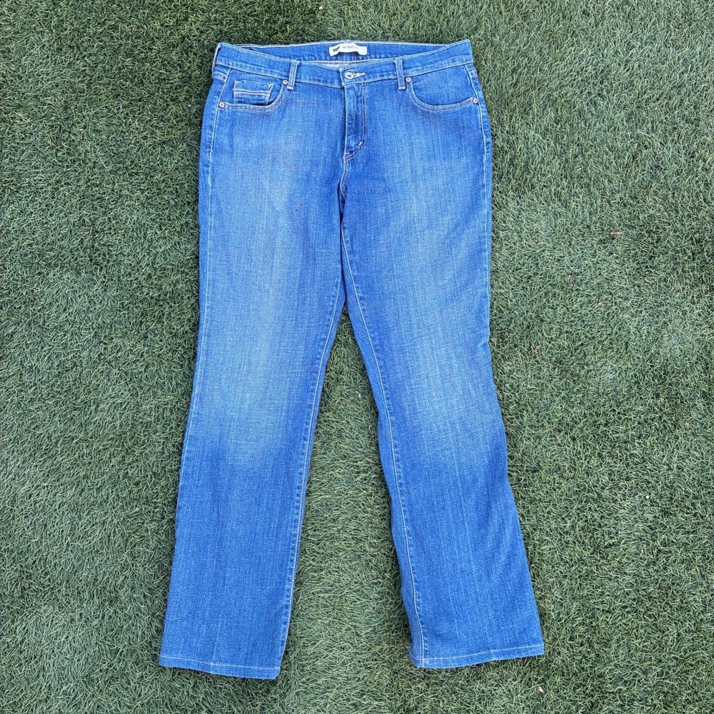 Vintage Levis 515 Boot Cut Women's 36x31 Jeans Medium Wash Blue Denim Y2K Faded